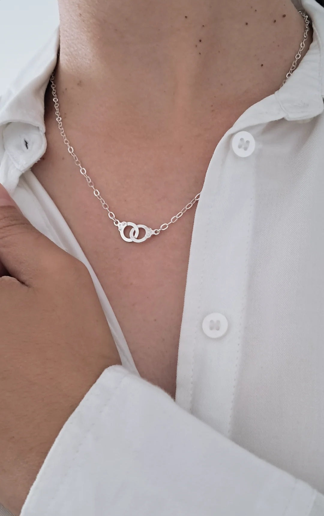 Collier Linda